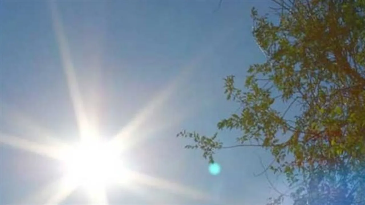 توقعات الطقس.. أمطار غزيرة تضرب مطروح والإسكندرية مع ترقب تقلبات القاهرة المسائية